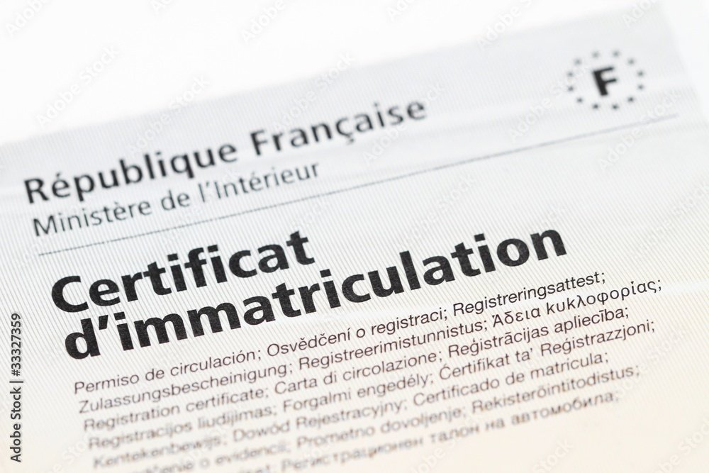 Simplimmat, la nouvelle application mobile qui simplifie les démarches lors de la vente et l'achat d’un véhicule d’occasion
